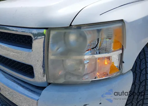 2010 Chevrolet Silverado 1500 Ls z USA, uszkodzony, nr VIN 1GCSKREA2AZ131730